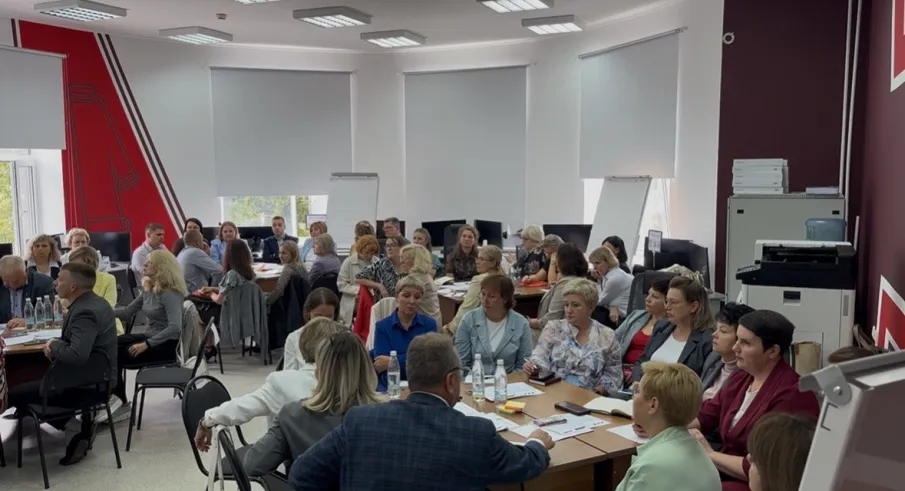 22 августа 2025 года управлением по контролю и надзору в сфере образования на педагогическом форуме – 2025 Нижегородской области проведена секция «Управленческие механизмы по снижению бюрократической нагрузки на педагогических работников»