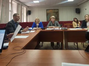 19 сентября состоялось первое заседание межведомственной рабочей группы по снижению бюрократической нагрузки образовательных организаций и педагогических работников Нижегородской области.